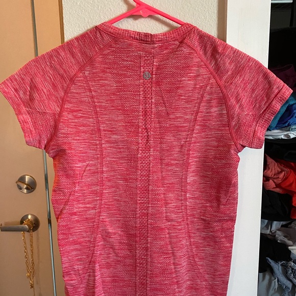Lululemon Swiftly Tech Top Size 6 - Picture 2 of 4